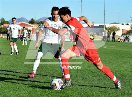 Thumbnail 1 in Western vs Mojave (NIAA 3A Quarterfinal) photogallery.