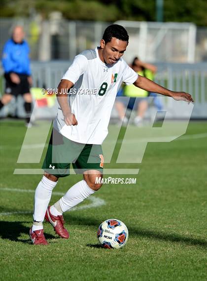 Thumbnail 1 in Western vs Mojave (NIAA 3A Quarterfinal) photogallery.
