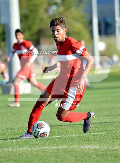 Thumbnail 3 in Western vs Mojave (NIAA 3A Quarterfinal) photogallery.