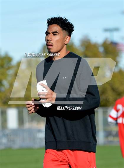 Thumbnail 3 in Western vs Mojave (NIAA 3A Quarterfinal) photogallery.