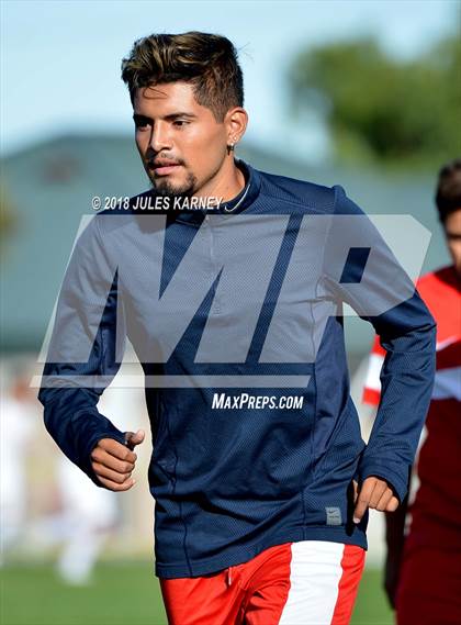 Thumbnail 1 in Western vs Mojave (NIAA 3A Quarterfinal) photogallery.