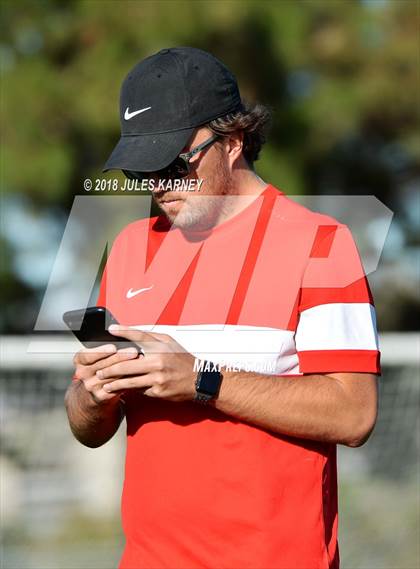 Thumbnail 1 in Western vs Mojave (NIAA 3A Quarterfinal) photogallery.