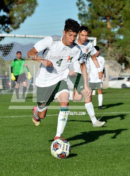 Thumbnail 3 in Western vs Mojave (NIAA 3A Quarterfinal) photogallery.