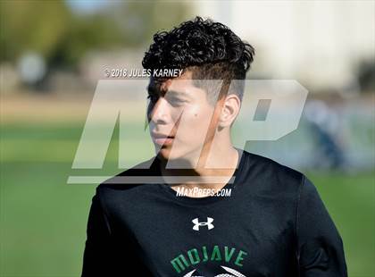 Thumbnail 1 in Western vs Mojave (NIAA 3A Quarterfinal) photogallery.