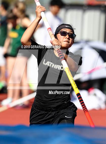 Thumbnail 2 in Jaguar Invitational photogallery.