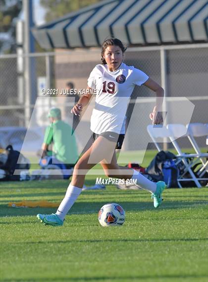 Thumbnail 2 in Desert Oasis vs Bishop Gorman (NIAA 5A Southern League Quarterfinal) photogallery.