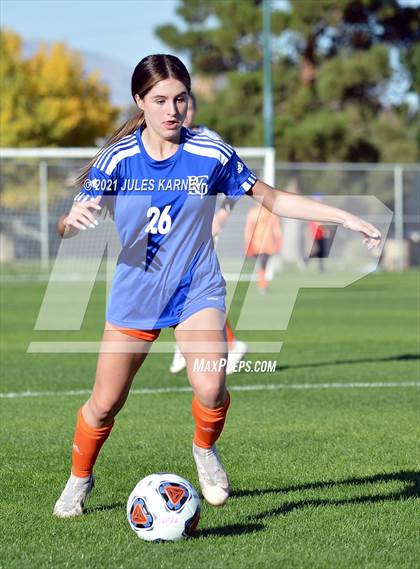 Thumbnail 3 in Desert Oasis vs Bishop Gorman (NIAA 5A Southern League Quarterfinal) photogallery.