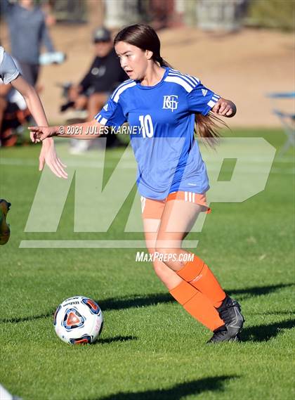 Thumbnail 3 in Desert Oasis vs Bishop Gorman (NIAA 5A Southern League Quarterfinal) photogallery.