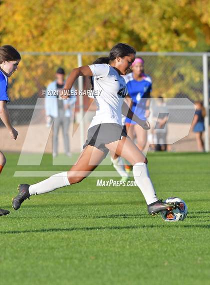 Thumbnail 1 in Desert Oasis vs Bishop Gorman (NIAA 5A Southern League Quarterfinal) photogallery.