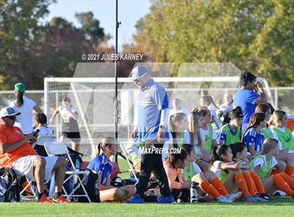 Thumbnail 1 in Desert Oasis vs Bishop Gorman (NIAA 5A Southern League Quarterfinal) photogallery.