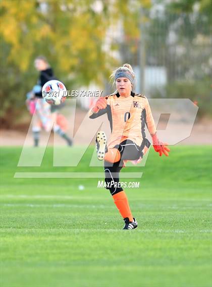 Thumbnail 2 in Desert Oasis vs Bishop Gorman (NIAA 5A Southern League Quarterfinal) photogallery.