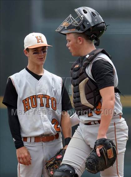 Thumbnail 2 in Lake Travis vs. Hutto (4A Region 4 Quarterfinals) photogallery.