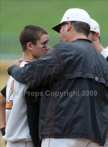 Thumbnail 1 in Lake Travis vs. Hutto (4A Region 4 Quarterfinals) photogallery.