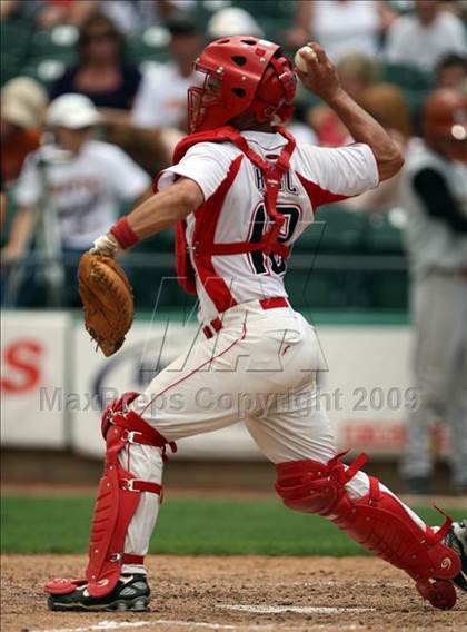 Thumbnail 2 in Lake Travis vs. Hutto (4A Region 4 Quarterfinals) photogallery.
