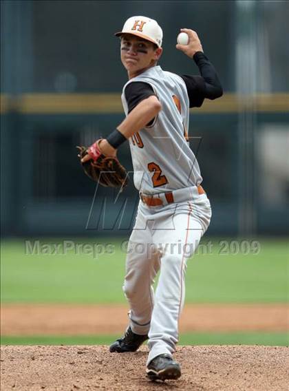 Thumbnail 2 in Lake Travis vs. Hutto (4A Region 4 Quarterfinals) photogallery.