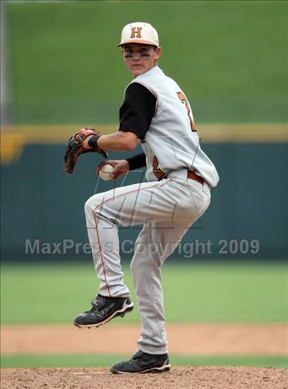 Thumbnail 2 in Lake Travis vs. Hutto (4A Region 4 Quarterfinals) photogallery.