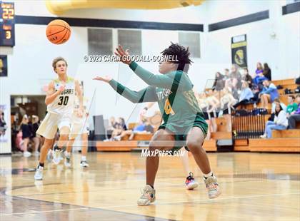 Thumbnail 1 in White Oak @ Croatan photogallery.