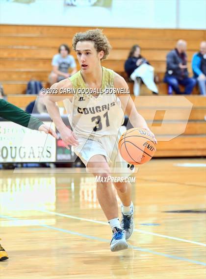 Thumbnail 3 in White Oak @ Croatan photogallery.
