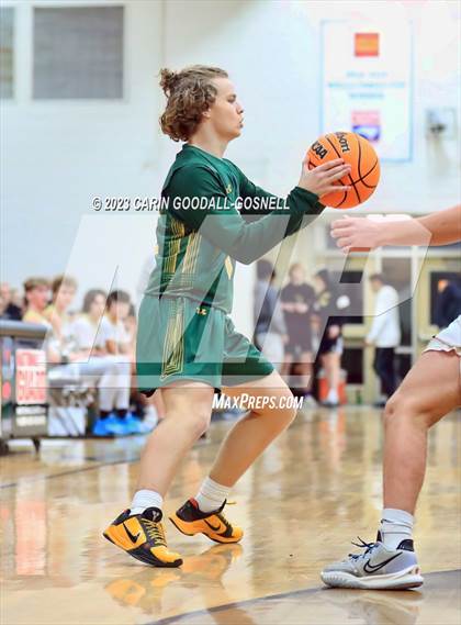 Thumbnail 1 in White Oak @ Croatan photogallery.