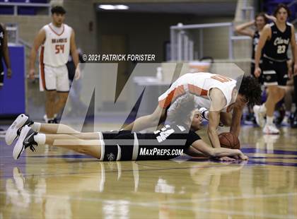 Thumbnail 3 in Clark @ Brandeis photogallery.