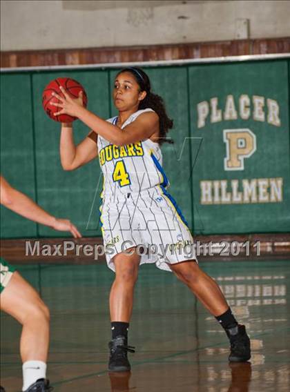Thumbnail 3 in Rio Americano vs. Del Campo (Coach G Memorial) photogallery.