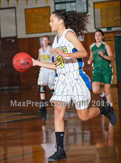 Thumbnail 2 in Rio Americano vs. Del Campo (Coach G Memorial) photogallery.
