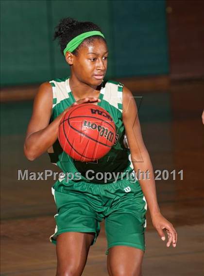 Thumbnail 3 in Rio Americano vs. Del Campo (Coach G Memorial) photogallery.