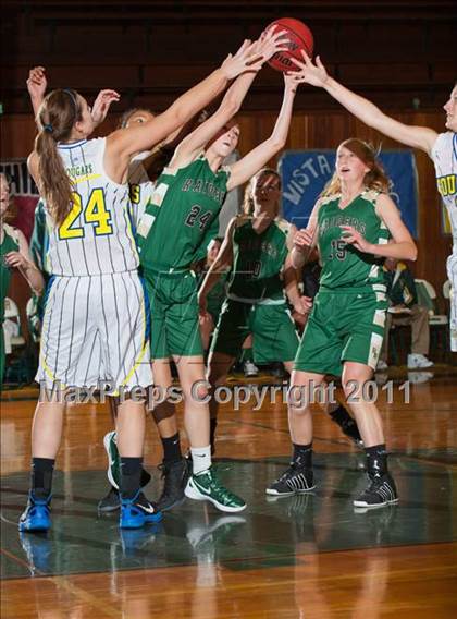 Thumbnail 3 in Rio Americano vs. Del Campo (Coach G Memorial) photogallery.