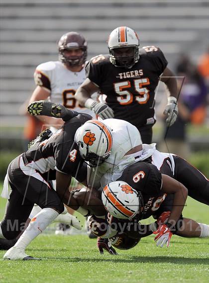 Thumbnail 1 in Madison Academy vs. Fayette County (AHSAA 3A Final) photogallery.