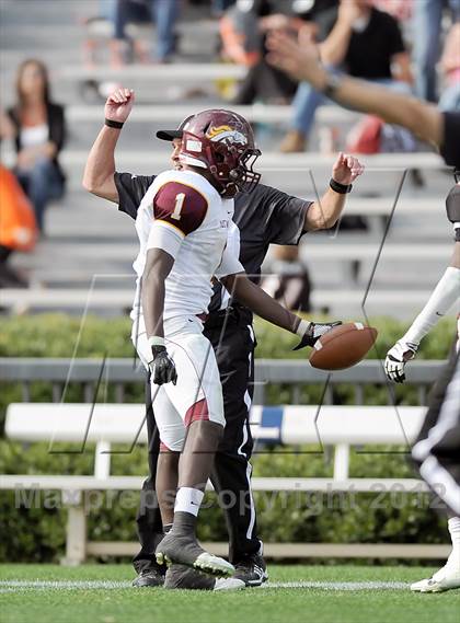 Thumbnail 2 in Madison Academy vs. Fayette County (AHSAA 3A Final) photogallery.