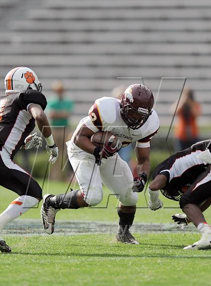 Thumbnail 3 in Madison Academy vs. Fayette County (AHSAA 3A Final) photogallery.