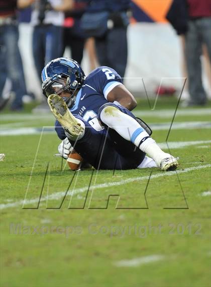 Thumbnail 3 in Valor Christian vs. Cherokee Trail (CHSAA 5A Final) photogallery.