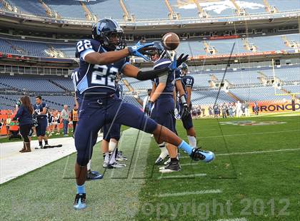 Thumbnail 2 in Valor Christian vs. Cherokee Trail (CHSAA 5A Final) photogallery.