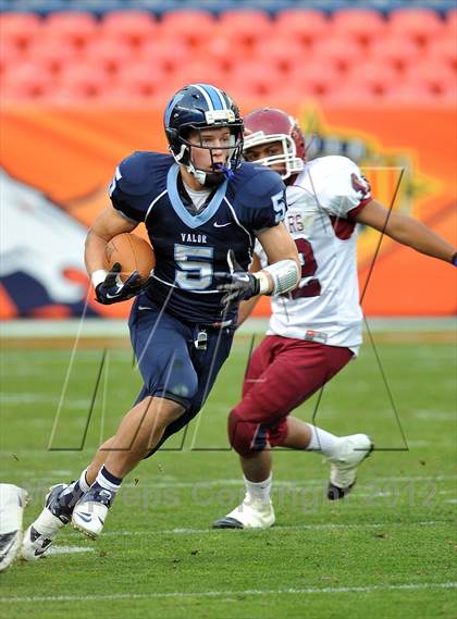Thumbnail 3 in Valor Christian vs. Cherokee Trail (CHSAA 5A Final) photogallery.