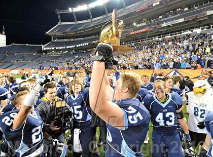 Thumbnail 1 in Valor Christian vs. Cherokee Trail (CHSAA 5A Final) photogallery.