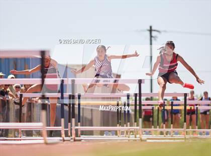 Thumbnail 3 in Southern League Meet photogallery.