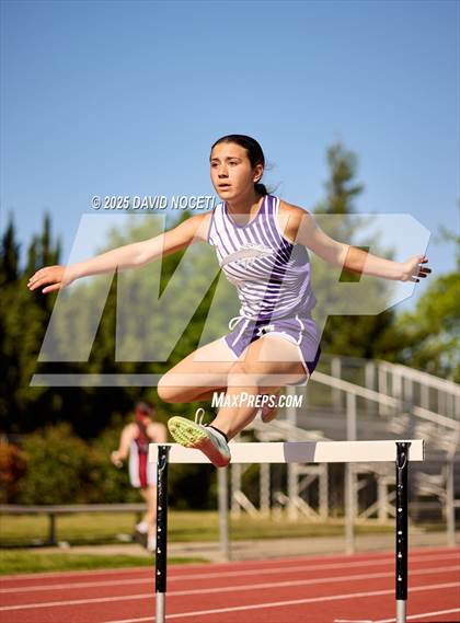 Thumbnail 3 in Southern League Meet photogallery.