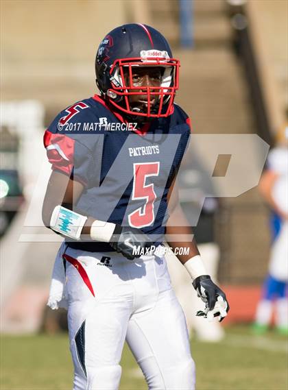 Thumbnail 2 in Phoebus @ Denbigh photogallery.