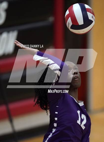 Thumbnail 3 in Chantilly @ James Madison photogallery.