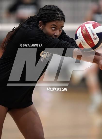 Thumbnail 3 in Chantilly @ James Madison photogallery.