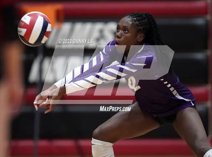 Thumbnail 1 in Chantilly @ James Madison photogallery.