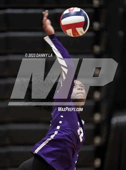 Thumbnail 2 in Chantilly @ James Madison photogallery.