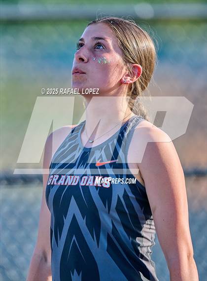 Thumbnail 1 in UIL 6A Track & Field Area 13&14 (4x400M) photogallery.