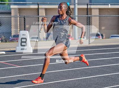 Thumbnail 3 in UIL 6A Track & Field Area 13&14 (4x400M) photogallery.