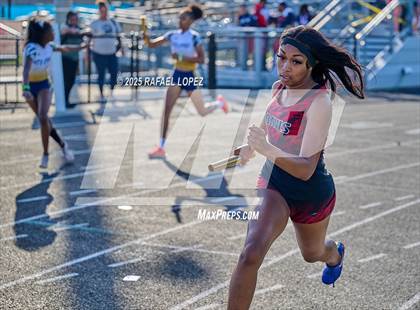 Thumbnail 1 in UIL 6A Track & Field Area 13&14 (4x400M) photogallery.