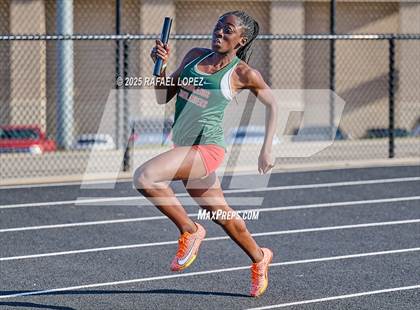 Thumbnail 2 in UIL 6A Track & Field Area 13&14 (4x400M) photogallery.