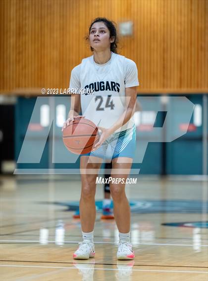 Thumbnail 3 in Los Altos vs. Evergreen Valley (CIF CCS Div 1 Final) photogallery.