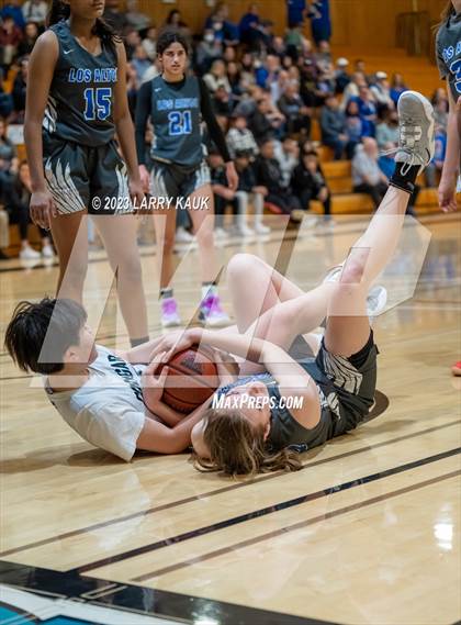 Thumbnail 3 in Los Altos vs. Evergreen Valley (CIF CCS Div 1 Final) photogallery.