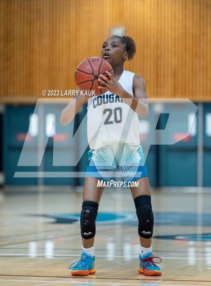 Thumbnail 3 in Los Altos vs. Evergreen Valley (CIF CCS Div 1 Final) photogallery.