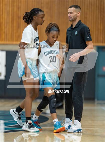 Thumbnail 1 in Los Altos vs. Evergreen Valley (CIF CCS Div 1 Final) photogallery.